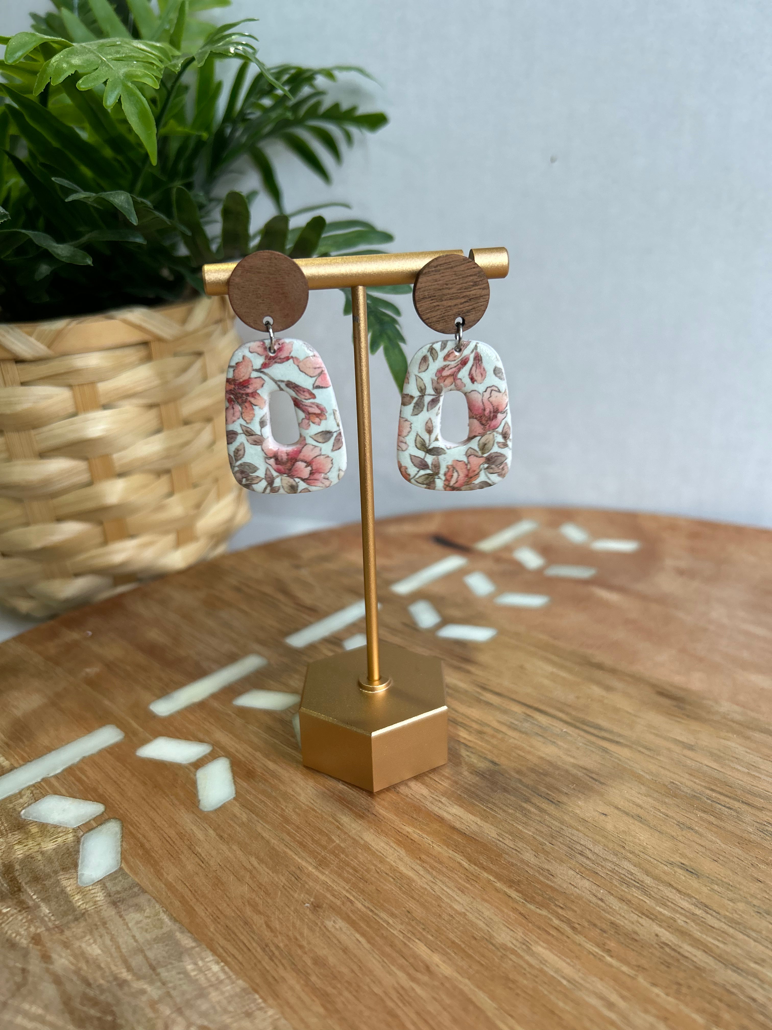 Rustic Floral Dangle