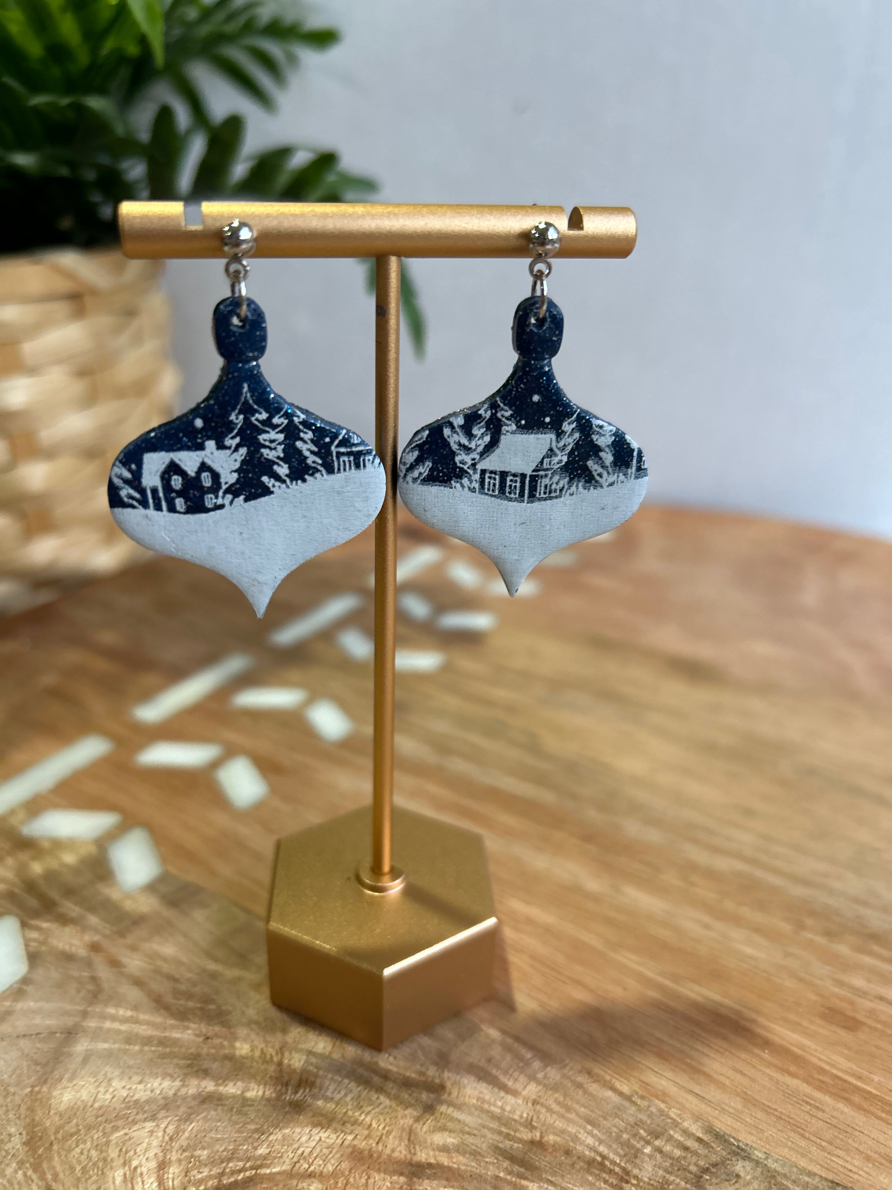 Winter Wonderland Dangle