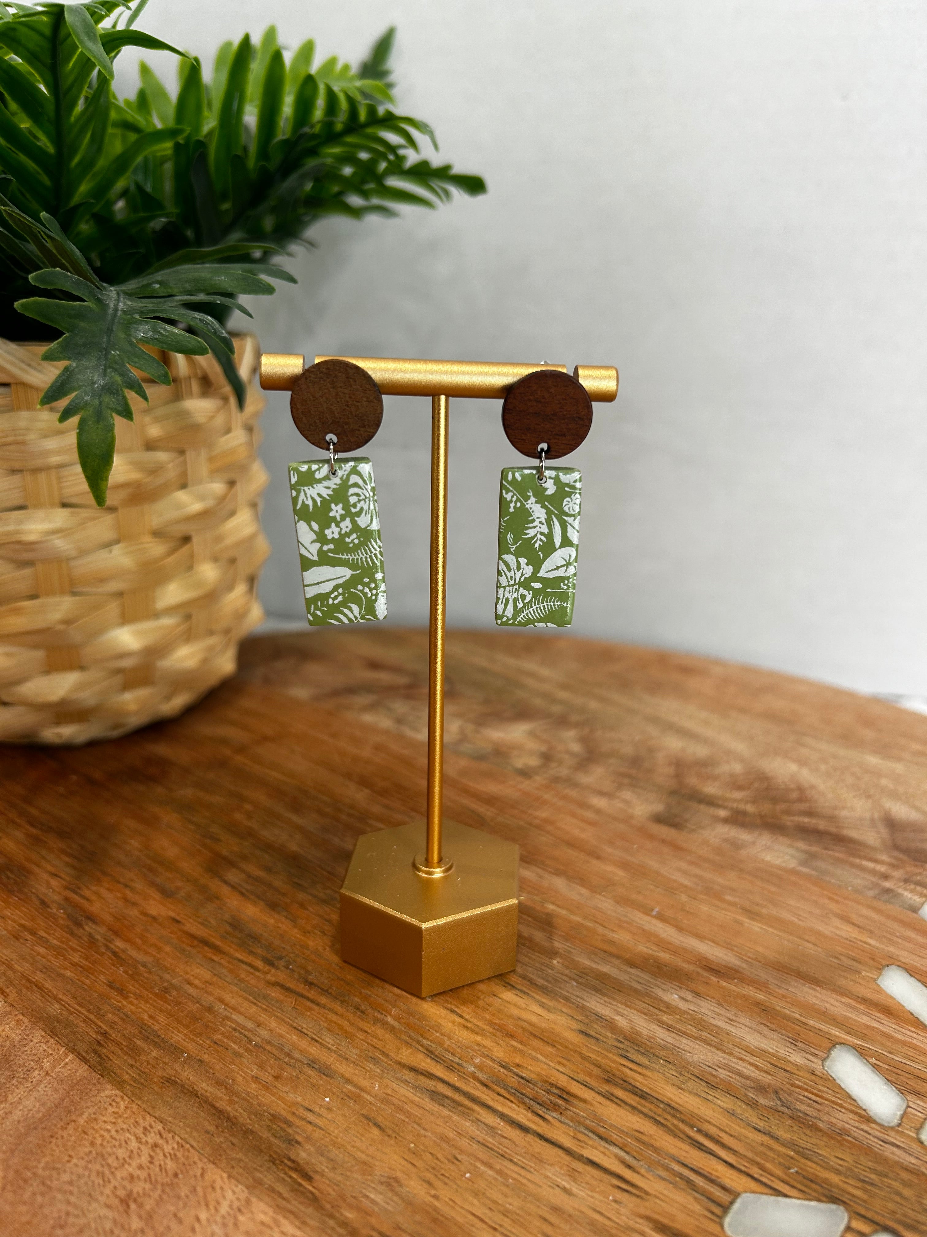 Monstera Print Dangle