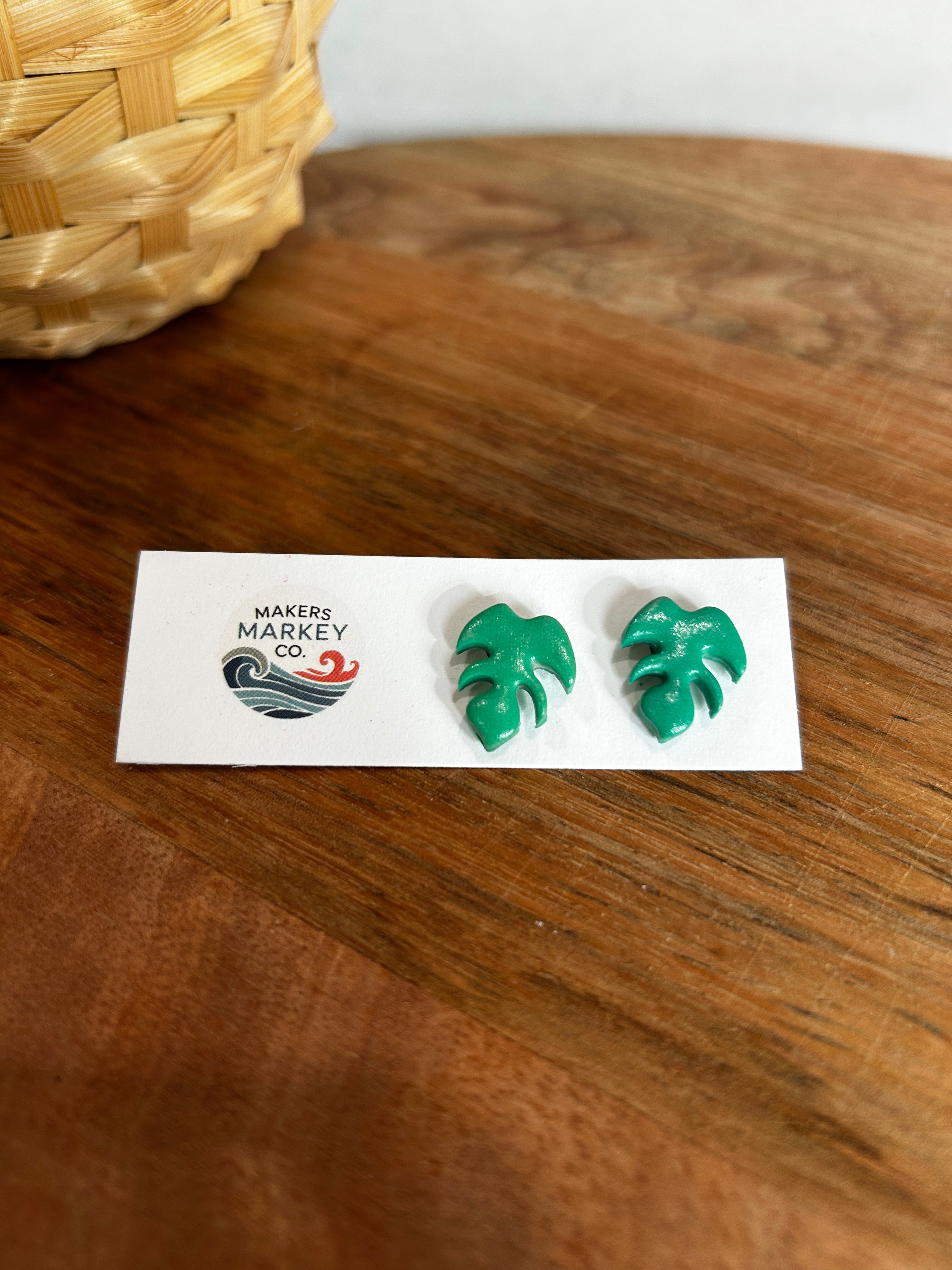 Monstera Stud
